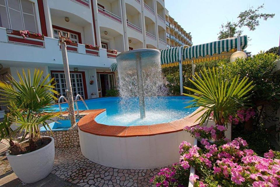 Golf & Beach Hotel Milano Marittima Buitenkant foto